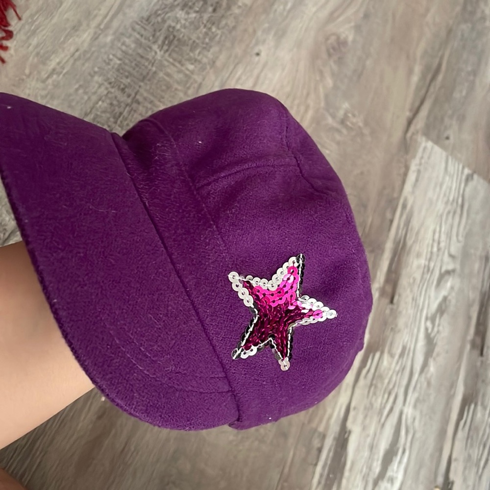 y2k purple star hat!! hardly worn, like new!